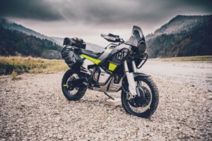 The Husqvarna Norden 901 prototype from 2019. The bike in the videos is very similar.