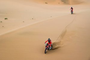 Dakar 2021阶段11：Bivoauc的戏剧// adv Rider