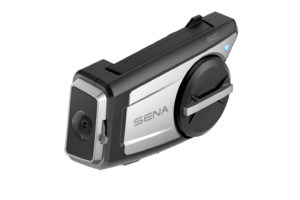 Sena 50C包括一台4K摄像机。——塞纳